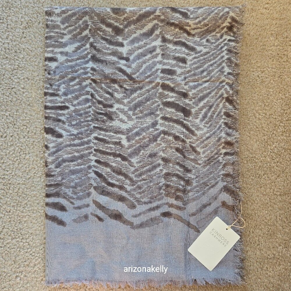 NWT Kinross Silk Cashmere Scarf Lightweight - Picture 1 of 10